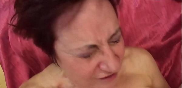  Grandma tries an amateur video and it worked out very well